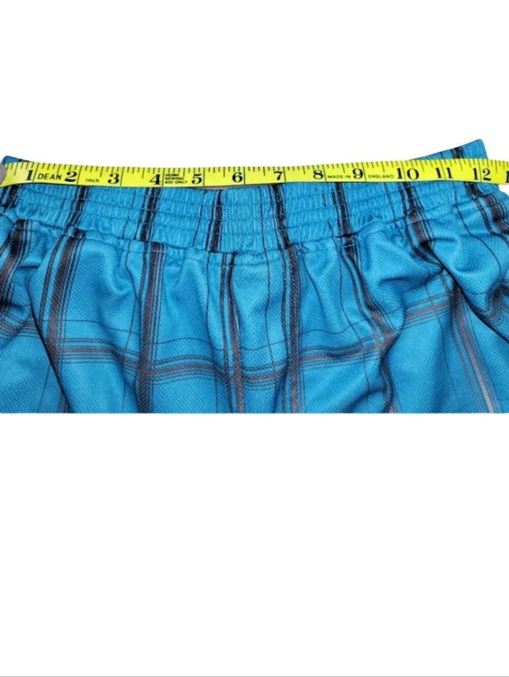 Men's Hurley Blue, Black, White, Plaid  Mesh Lined Board Shorts Size Small